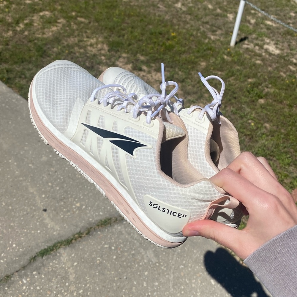 ALTRA SOLSTICE SHOES